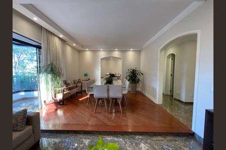 Apartamento à venda com 180m², 4 quartos e 3 vagasSala