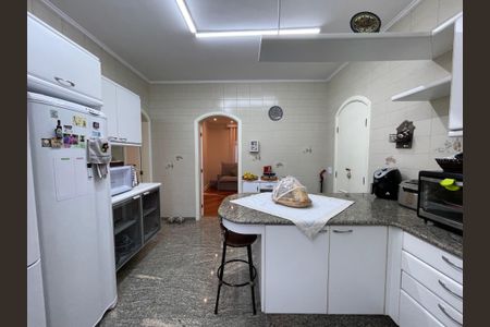 Apartamento à venda com 180m², 4 quartos e 3 vagasCozinha