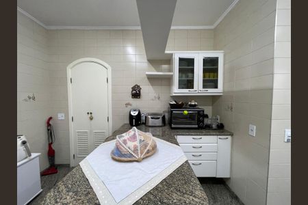 Apartamento à venda com 180m², 4 quartos e 3 vagasCozinha