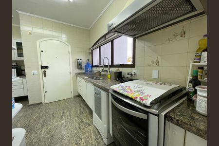 Apartamento à venda com 180m², 4 quartos e 3 vagasCozinha