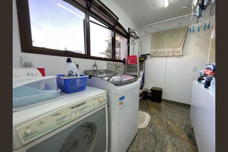 Apartamento à venda com 180m², 4 quartos e 3 vagasÁrea de Serviço