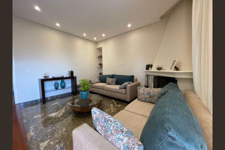 Apartamento à venda com 180m², 4 quartos e 3 vagasSala