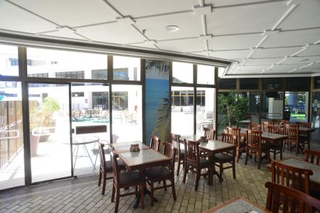 Apartamento para alugar com 70m², 2 quartos e 2 vagasÁrea Comum - Restaurante