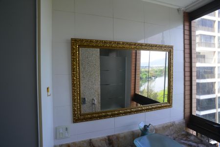 Apartamento para alugar com 70m², 2 quartos e 2 vagasBanheiro da Suíte 1