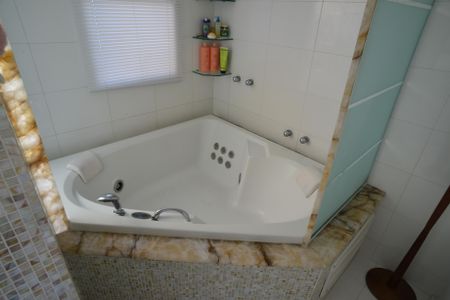 Apartamento para alugar com 70m², 2 quartos e 2 vagasBanheiro da Suíte 1