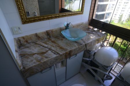 Apartamento para alugar com 70m², 2 quartos e 2 vagasBanheiro da Suíte 1