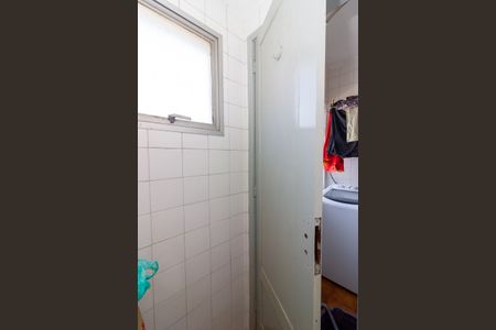 Apartamento para alugar com 70m², 2 quartos e 1 vaga Apartamento para alugar com 70m², 2 quartos e 1 vagaBanheiro de Serviço
