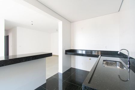 Apartamento à venda com 83m², 3 quartos e 2 vagas Apartamento à venda com 83m², 3 quartos e 2 vagasCozinha e Área de Serviço