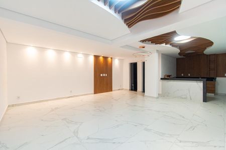 Apartamento à venda com 83m², 3 quartos e 2 vagas Apartamento à venda com 83m², 3 quartos e 2 vagasÁrea comum - Salão de festas