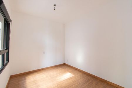 Apartamento à venda com 83m², 3 quartos e 2 vagas Apartamento à venda com 83m², 3 quartos e 2 vagasQuarto 2
