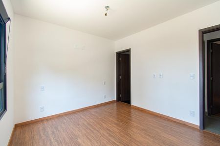 Apartamento à venda com 83m², 3 quartos e 2 vagas Apartamento à venda com 83m², 3 quartos e 2 vagasSuíte