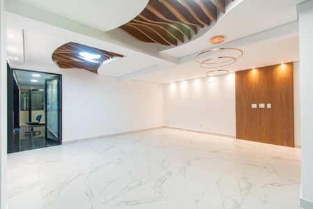 Apartamento à venda com 83m², 3 quartos e 2 vagas Apartamento à venda com 83m², 3 quartos e 2 vagasÁrea comum - Salão de festas