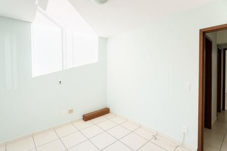 Quarto 1 de apartamento para alugar com 2 quartos, 81m² em Setor dos Afonsos, Goiânia