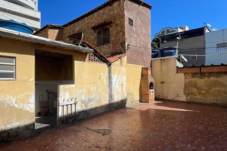 Casa de condomínio para alugar com 250m², 1 quarto e sem vaga Casa de condomínio para alugar com 250m², 1 quarto e sem vagaQuintal