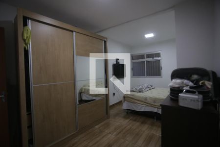 Casa à venda com 300m², 3 quartos e 1 vagaQuarto