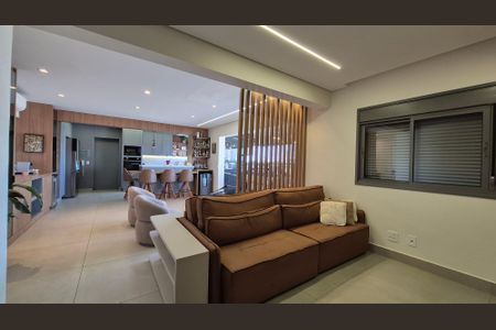Sala de apartamento à venda com 3 quartos, 128m² em Vila Gilda, Santo André