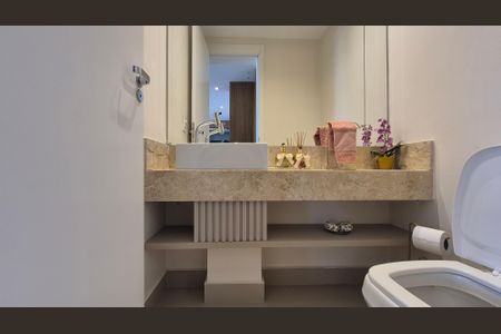 Apartamento à venda com 128m², 3 quartos e 3 vagasLavabo