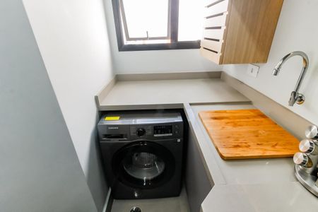 Apartamento à venda com 68m², 2 quartos e 2 vagasÁrea de Serviço