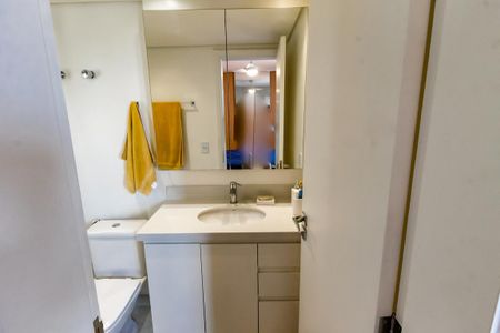 Apartamento à venda com 68m², 2 quartos e 2 vagasBanheiro da Suíte 2