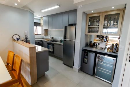 Apartamento à venda com 68m², 2 quartos e 2 vagasCozinha - Armários