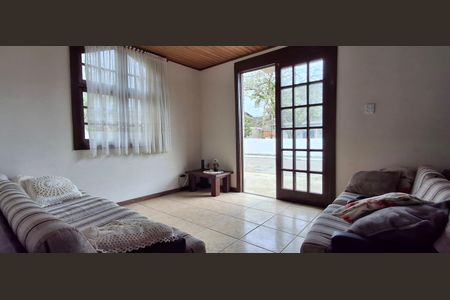 Sala 2 de casa para alugar com 7 quartos, 350m² em Barra da Lagoa, Florianópolis