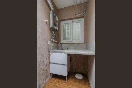 Casa de condomínio à venda com 88m², 2 quartos e 1 vaga Casa de condomínio à venda com 88m², 2 quartos e 1 vagaBanheiro Social