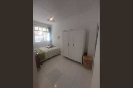 Casa à venda com 180m², 6 quartos e 1 vaga Casa à venda com 180m², 6 quartos e 1 vagaQuarto 1