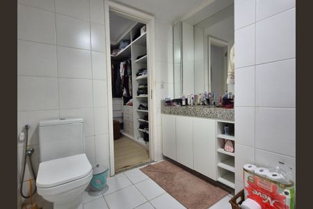 Apartamento à venda com 92m², 2 quartos e 1 vagaBanheiro da Suíte 2