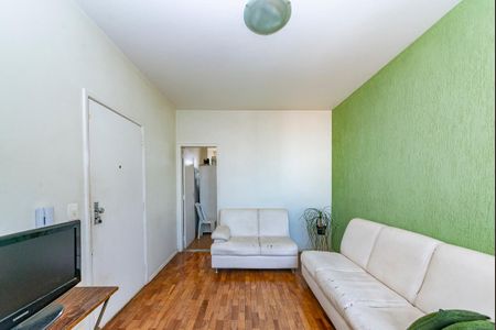 Sala de apartamento à venda com 3 quartos, 80m² em Padre Eustáquio, Belo Horizonte