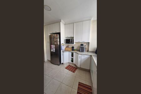 Apartamento à venda com 180m², 3 quartos e 2 vagasCozinha