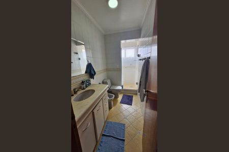 Apartamento à venda com 180m², 3 quartos e 2 vagasBanheiro da Suíte