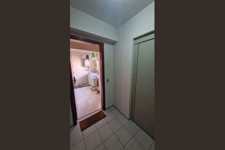 Apartamento à venda com 180m², 3 quartos e 2 vagasQuarto de Serviço