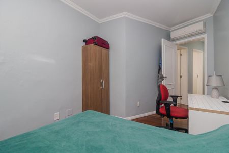 Casa à venda com 330m², 4 quartos e 4 vagas Casa à venda com 330m², 4 quartos e 4 vagasQuarto 1