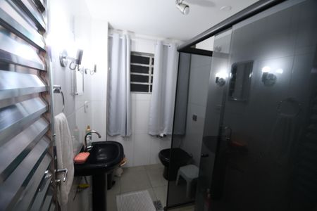 Apartamento à venda com 105m², 3 quartos e sem vagaBanheiro 2