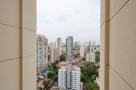 Apartamento à venda com 145m², 3 quartos e 2 vagasVista da sacada da suíte 1