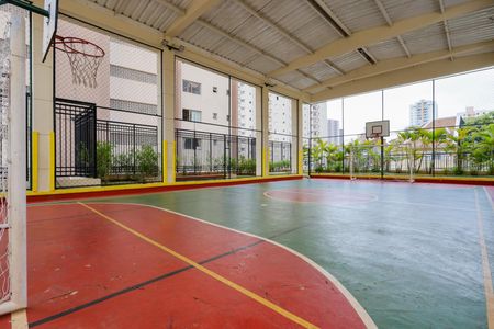 Apartamento à venda com 145m², 3 quartos e 2 vagasÁrea comum - Quadra esportiva