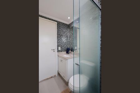 Apartamento à venda com 145m², 3 quartos e 2 vagasBanheiro da suíte 2