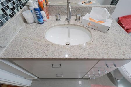 Apartamento à venda com 145m², 3 quartos e 2 vagasBanheiro da suíte 1