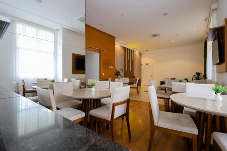 Apartamento à venda com 145m², 3 quartos e 2 vagasÁrea comum - Salão de festas adulto