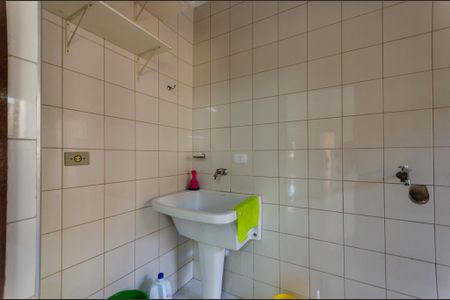 Casa para alugar com 181m², 3 quartos e 2 vagas Casa para alugar com 181m², 3 quartos e 2 vagasÁrea de Serviço