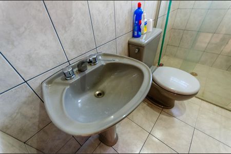 Casa para alugar com 181m², 3 quartos e 2 vagas Casa para alugar com 181m², 3 quartos e 2 vagasBanheiro da Suíte