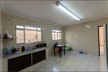 Casa para alugar com 181m², 3 quartos e 2 vagas Casa para alugar com 181m², 3 quartos e 2 vagasCozinha