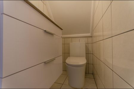 Casa para alugar com 181m², 3 quartos e 2 vagas Casa para alugar com 181m², 3 quartos e 2 vagasLavabo