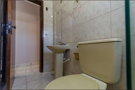 Casa para alugar com 181m², 3 quartos e 2 vagas Casa para alugar com 181m², 3 quartos e 2 vagasBanheiro