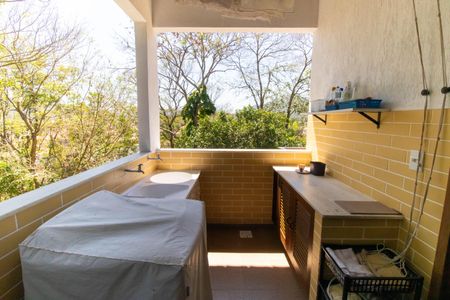 Casa de condomínio à venda com 210m², 4 quartos e 2 vagasÁrea de Serviço