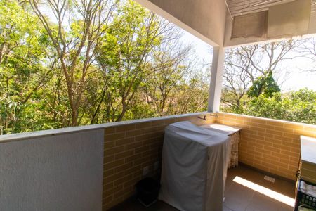 Casa de condomínio à venda com 210m², 4 quartos e 2 vagasÁrea de Serviço