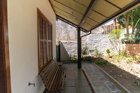 Casa de condomínio à venda com 210m², 4 quartos e 2 vagasVaranda 