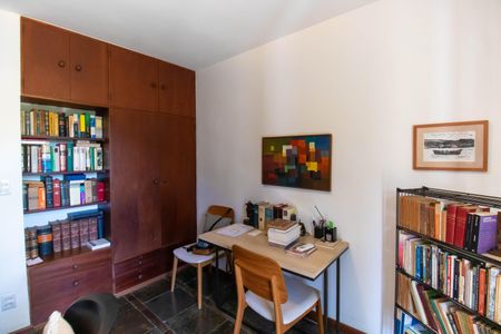 Casa de condomínio à venda com 210m², 4 quartos e 2 vagasQuarto 3