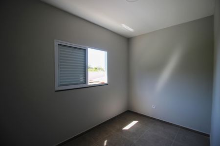 Quarto 1 de casa de condomínio para alugar com 2 quartos, 59m² em Aparecidinha, Sorocaba