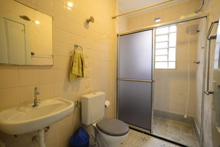 Casa à venda com 300m², 3 quartos e 2 vagasBanheiro Social